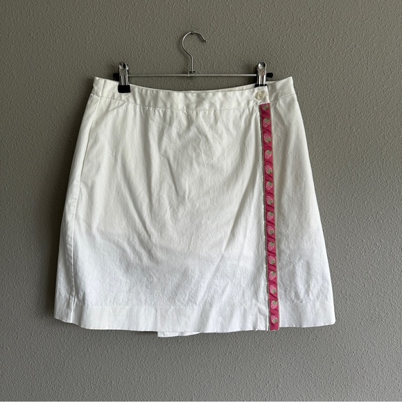 Lilly Pulitzer Pants - Lily Pulitzer White Skort Strawberry Print Pink Accent 8